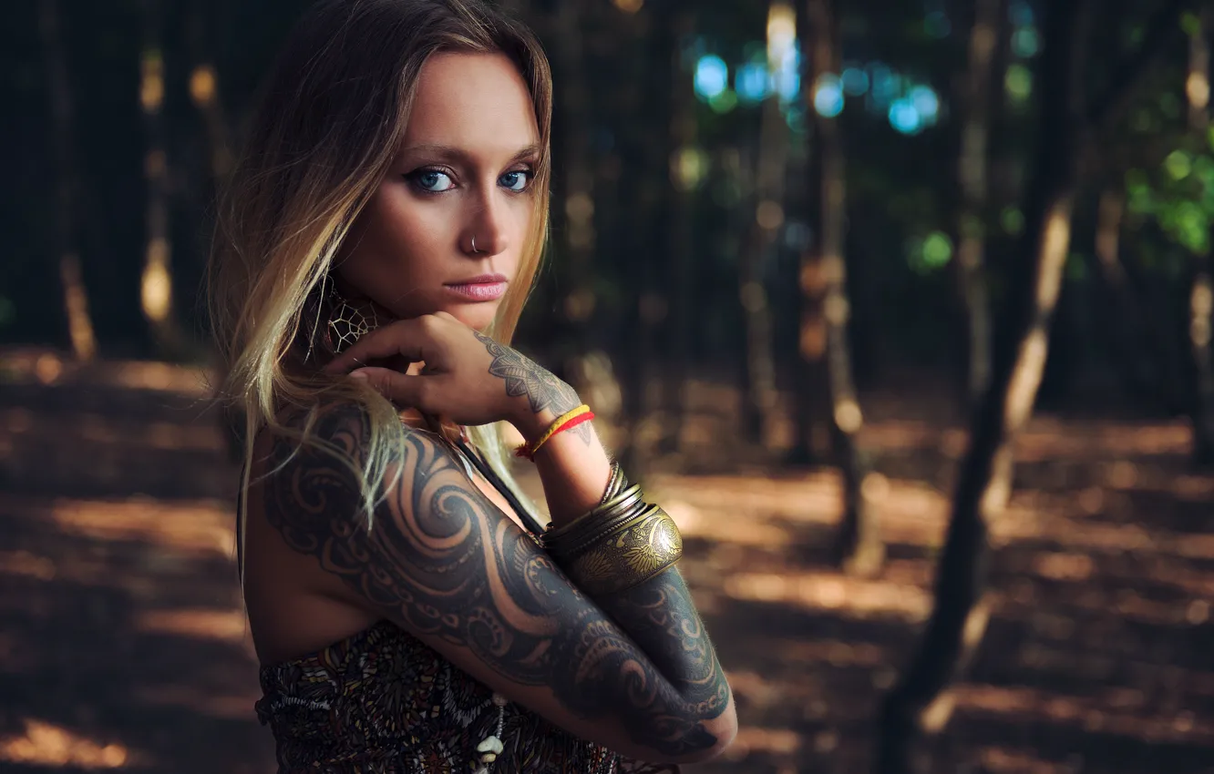 Photo wallpaper look, decoration, trees, nature, pose, background, model, portrait