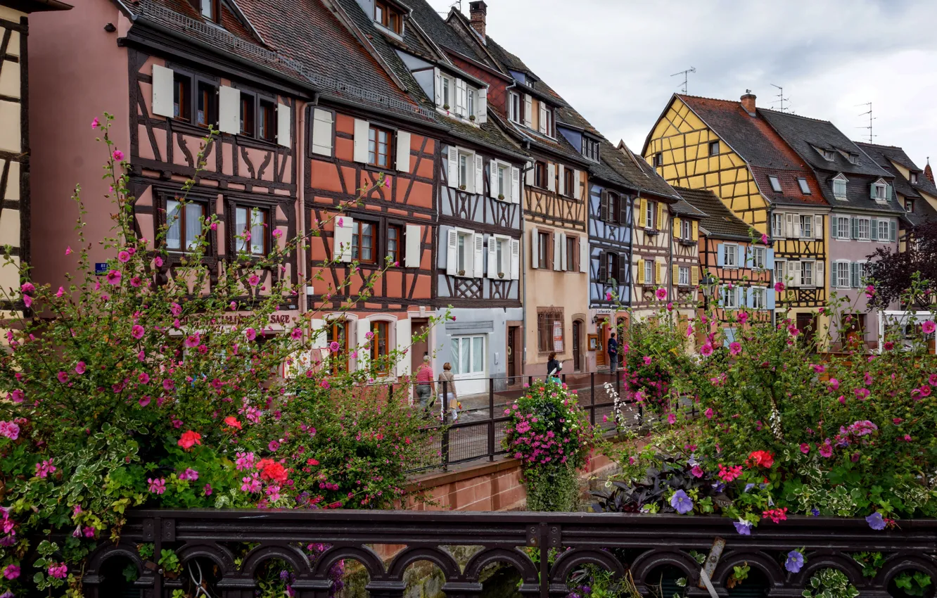 Photo wallpaper the sky, flowers, bridge, France, home, Colmar, Fachwerk