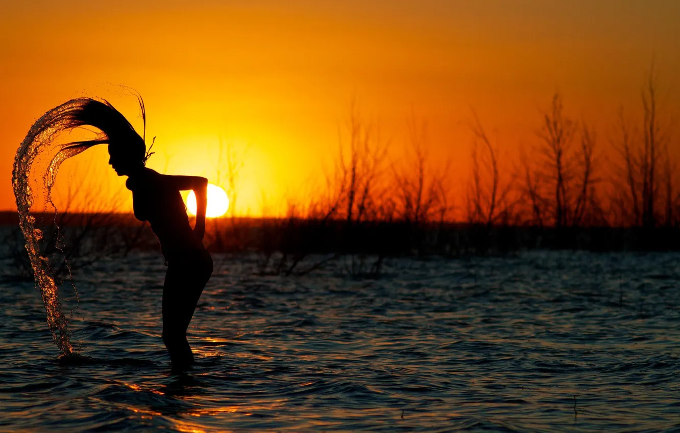 Photo wallpaper water, girl, sunset, hair