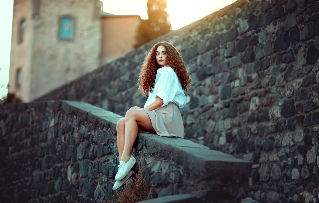 Photo wallpaper look, girl, light, the city, pose, castle, feet, building
