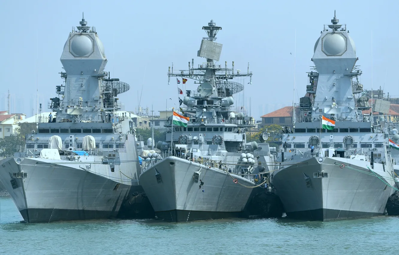 Photo wallpaper frigate, The Indian Navy, Mumbai