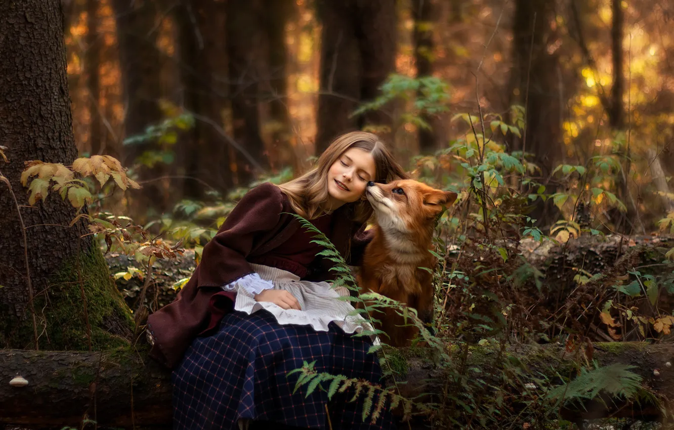 Photo wallpaper forest, Fox, girl, friends, closed eyes, Anastasia Kartushina