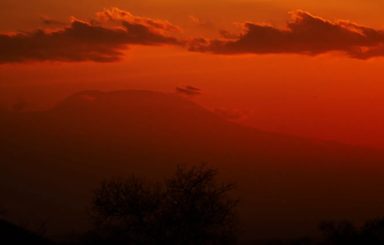 Photo wallpaper mountains, red, valley