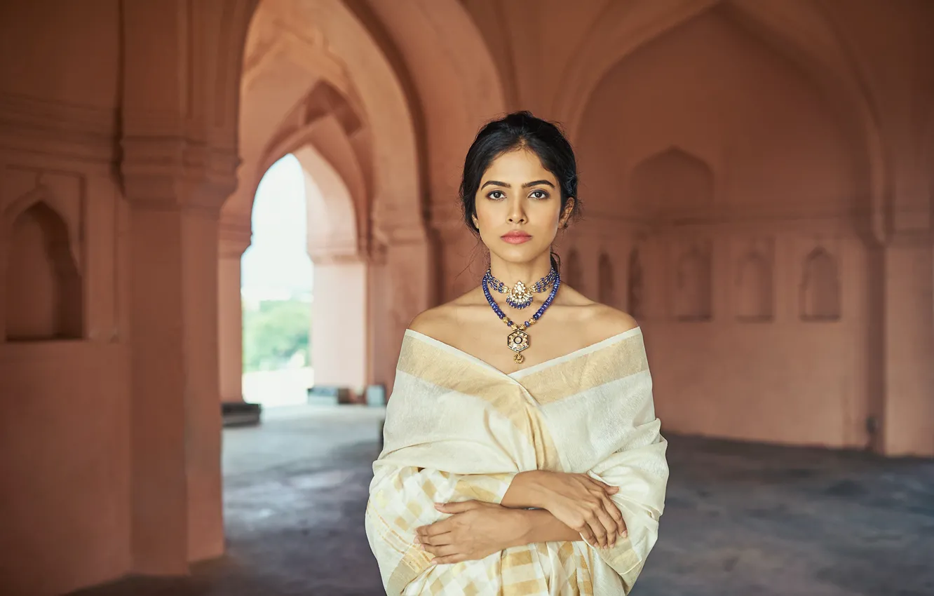 Photo wallpaper girl, hot, sexy, fashion, eyes, smile, beautiful, figure