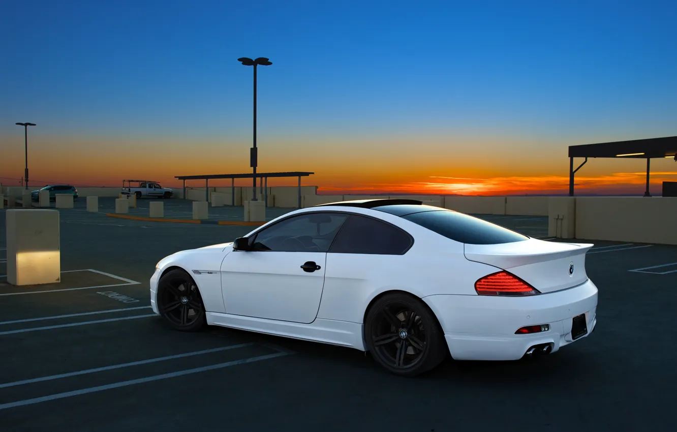 Photo wallpaper white, the sky, sunset, bmw, BMW, Parking, white, side view