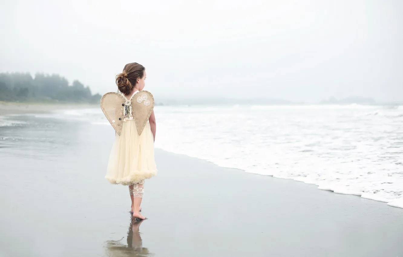 Photo wallpaper sea, angel, girl