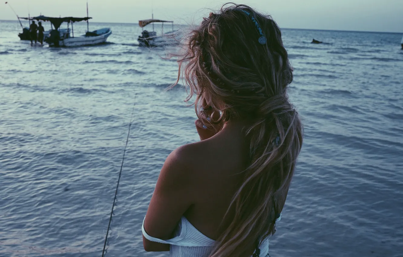Photo wallpaper model, actress, blonde, photographer, is, looks, the distance, sea