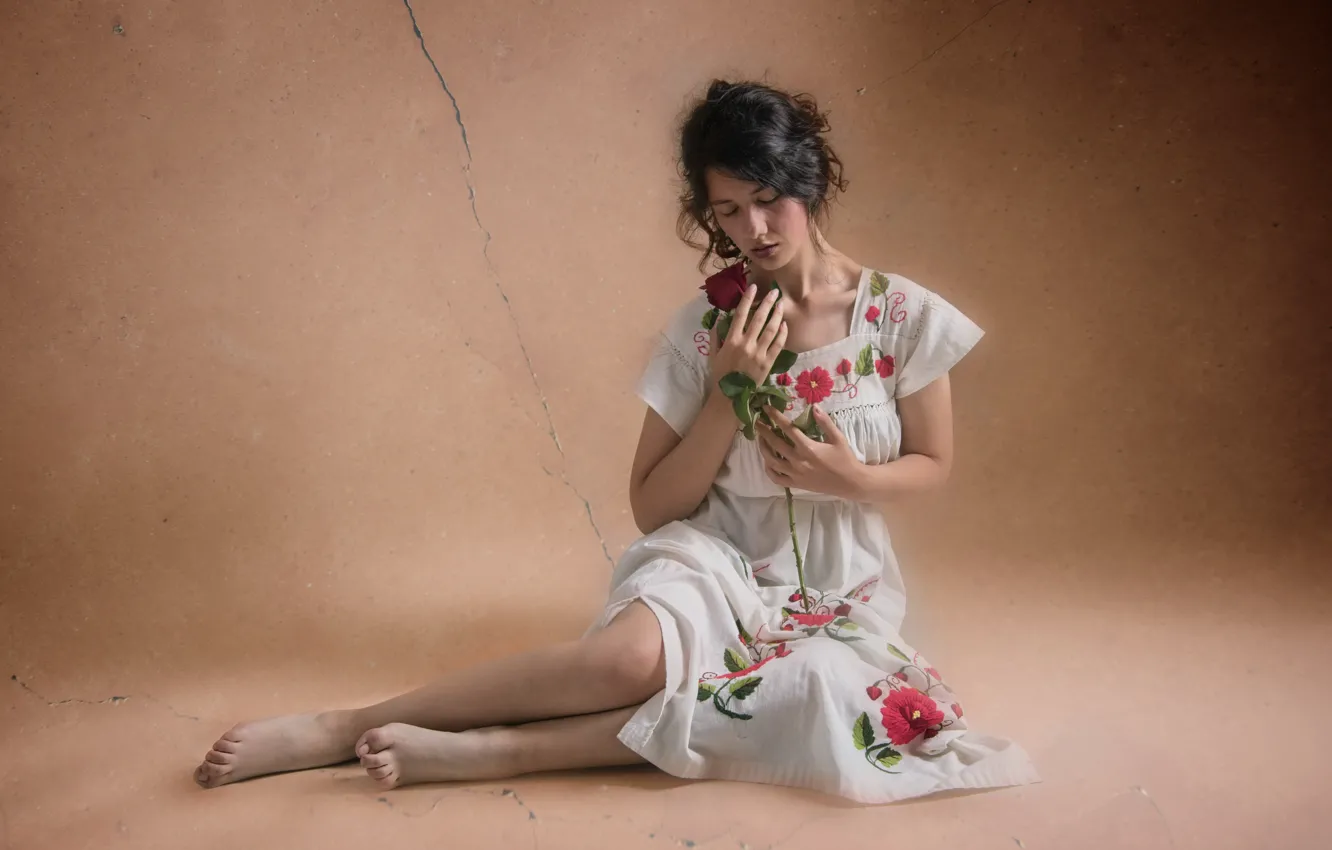 Photo wallpaper girl, flowers, roses