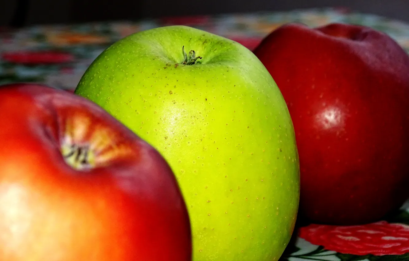 Photo wallpaper red, green, apples