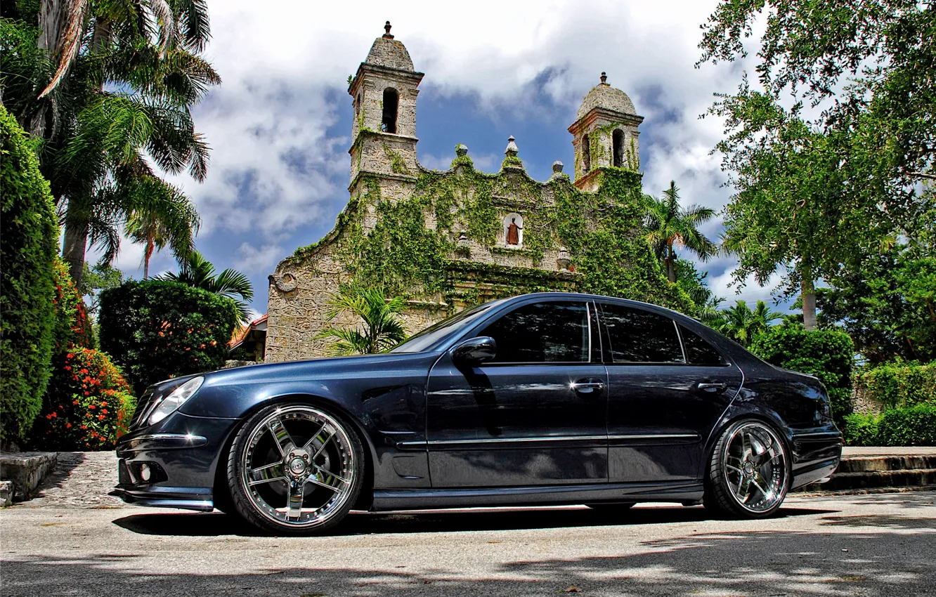 Photo wallpaper Black, Church, Mercedes