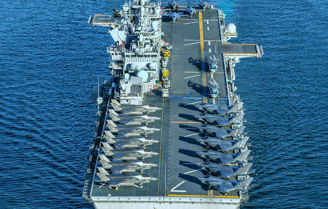 Photo wallpaper US NAVY, UDC, USS Tripoli, LHA-7