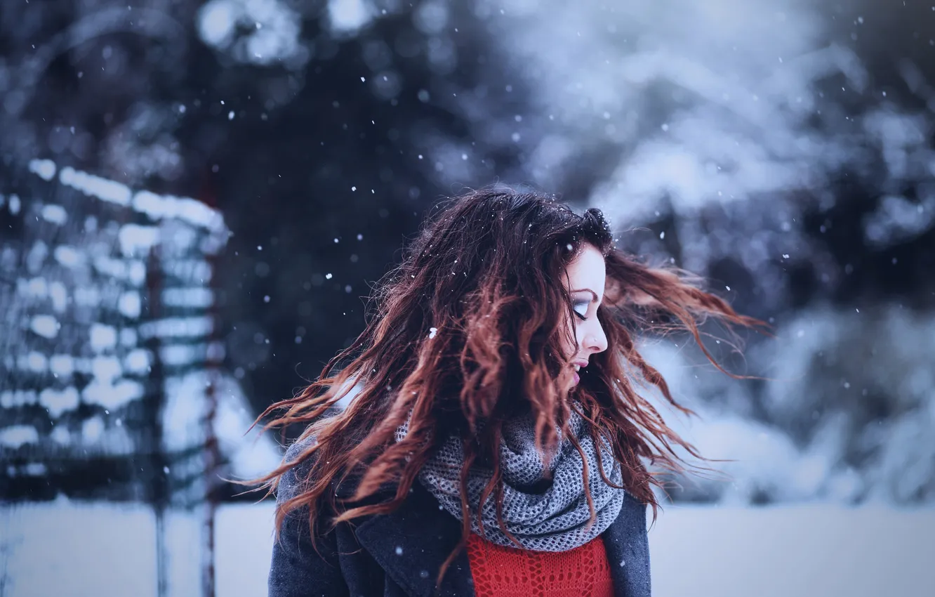 Photo wallpaper winter, girl, snow, hair