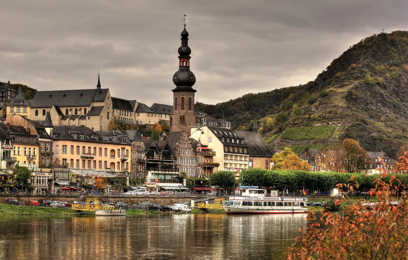 Photo wallpaper river, tower, home, steamer, town, chapel