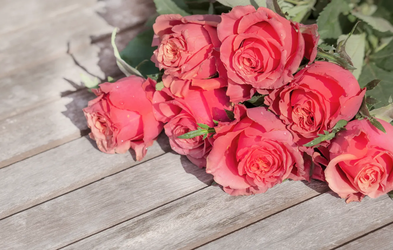 Photo wallpaper flowers, roses, bouquet, wood
