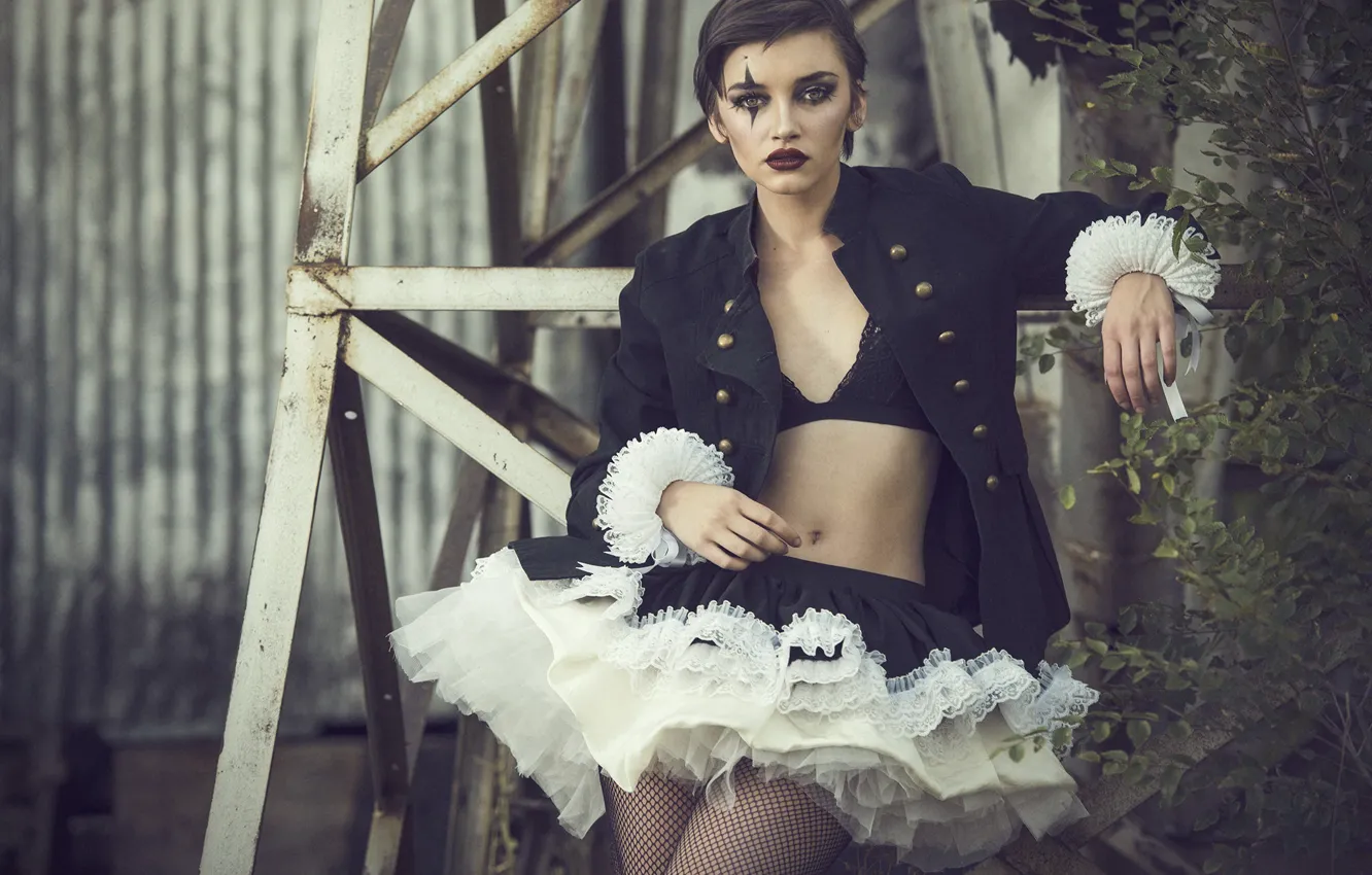 Photo wallpaper girl, pose, Alyssa