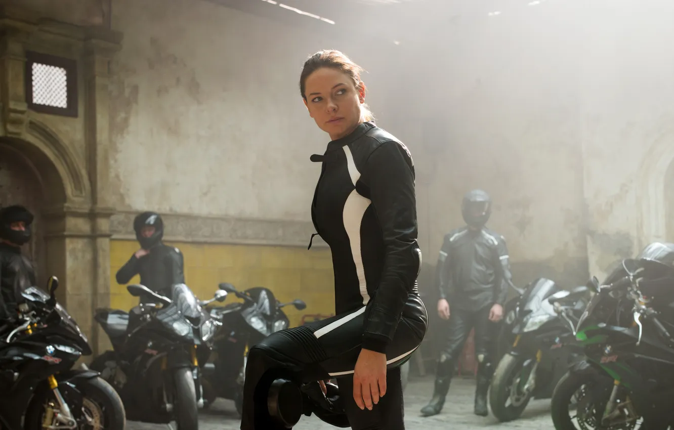 Photo wallpaper frame, costume, motorcycle, biker, in black, Mission: Impossible - Rogue Nation, Mission impossible: rogue nation, …