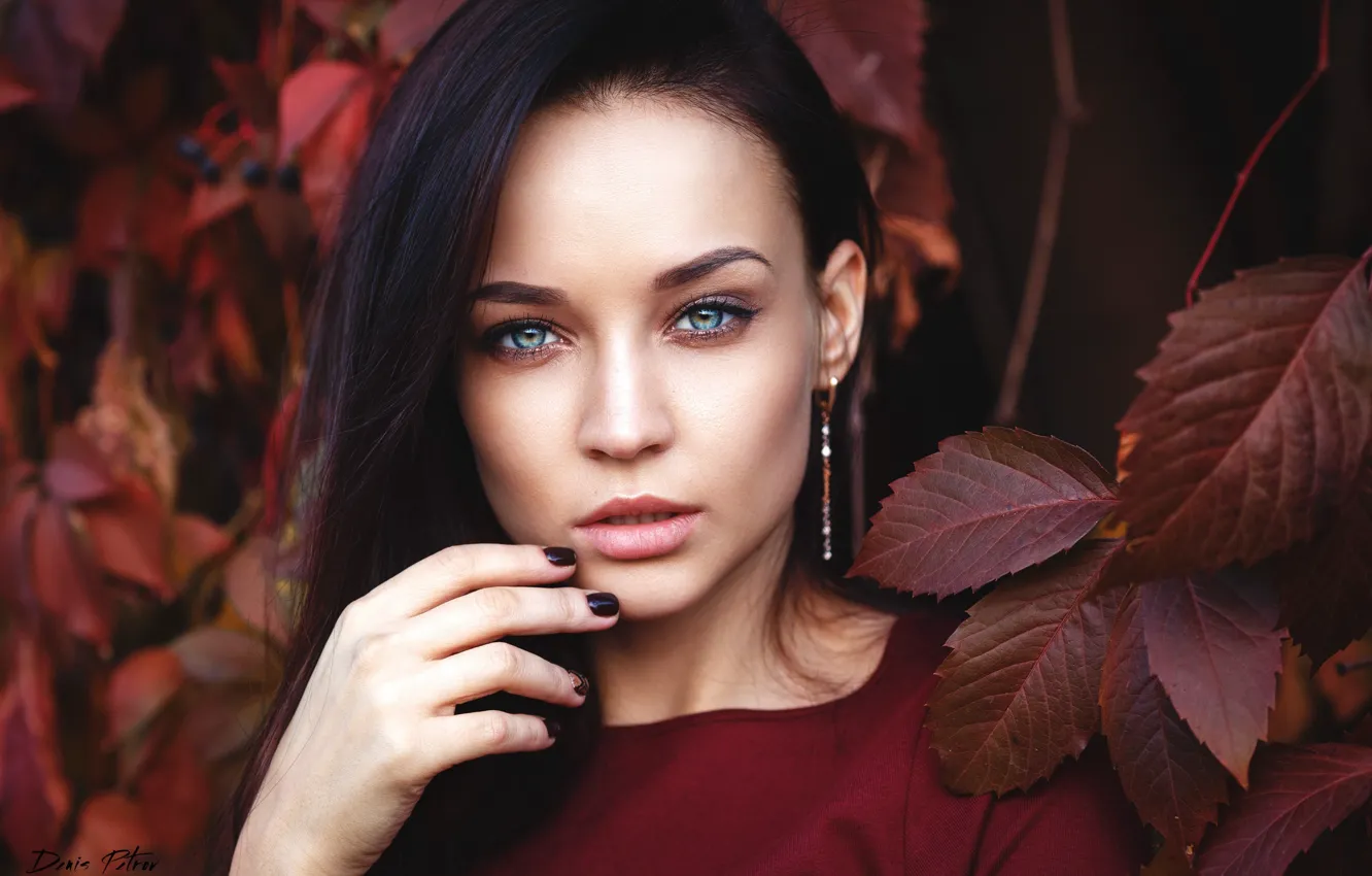 Photo wallpaper autumn, look, leaves, girl, face, red, clothing, earrings