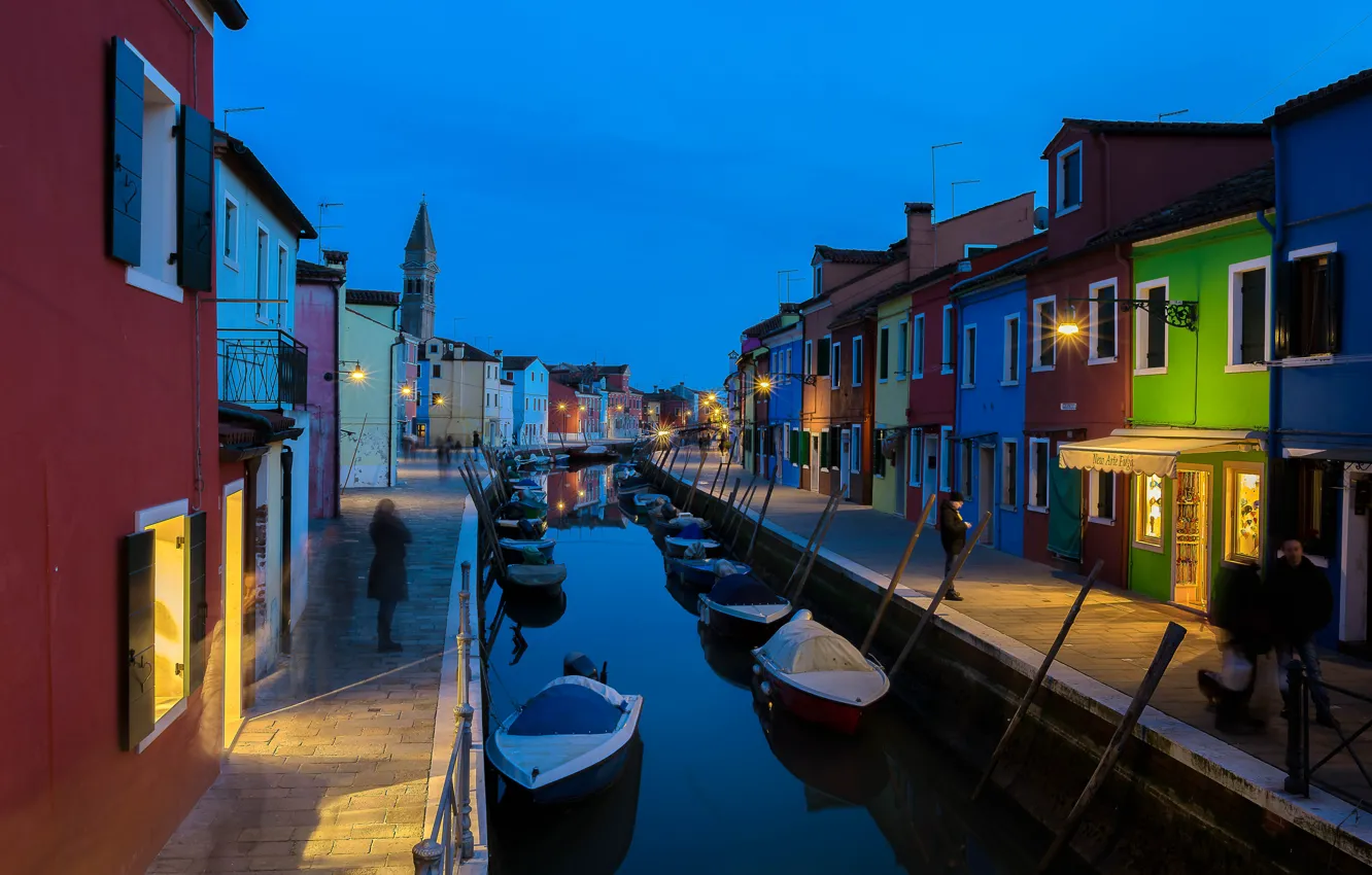 Photo wallpaper the city, boat, home, the evening, lighting, Italy, Venice, channel