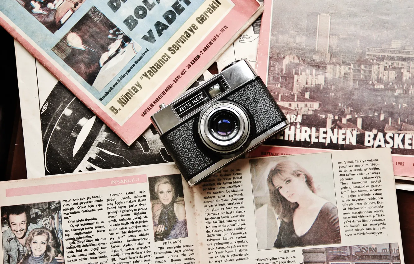 Photo wallpaper background, camera, newspaper