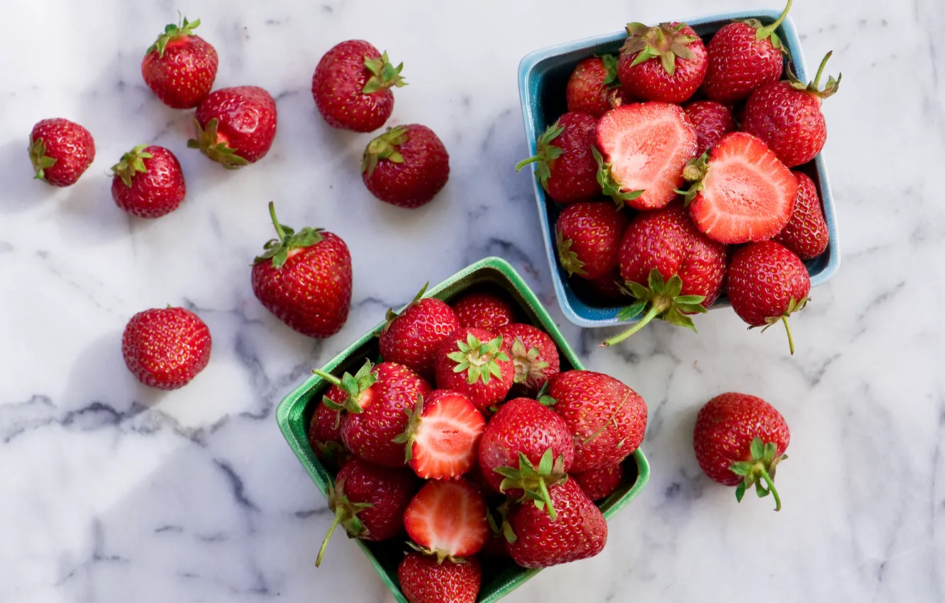 Photo wallpaper berries, strawberry, box