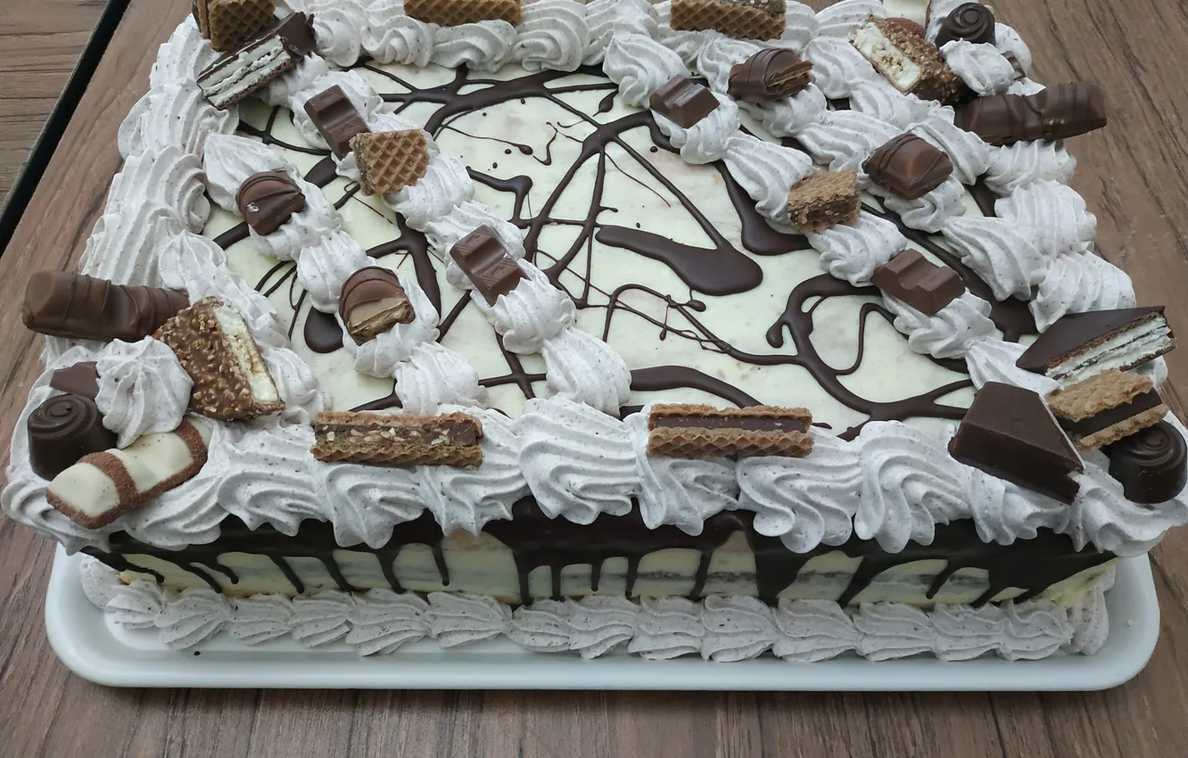 Photo wallpaper cake, biscuits, Whipped Cream