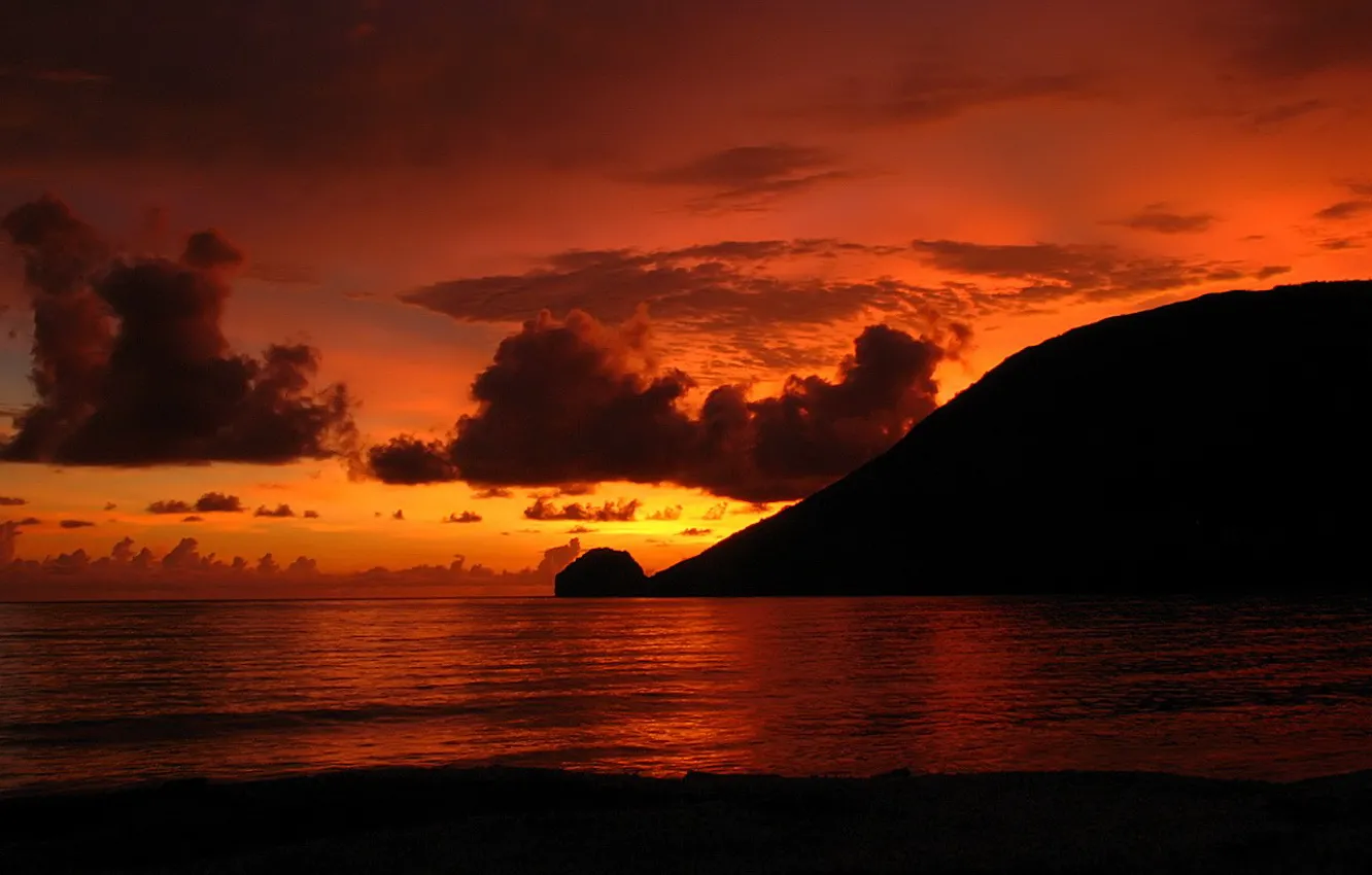 Photo wallpaper clouds, sunset, shore, glow