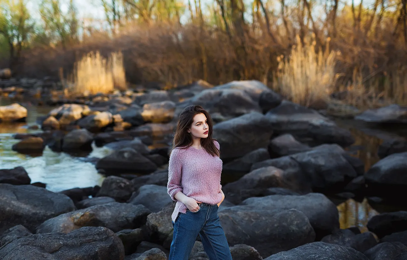 Photo wallpaper nature, stones, jeans, makeup, sweater, Valeria