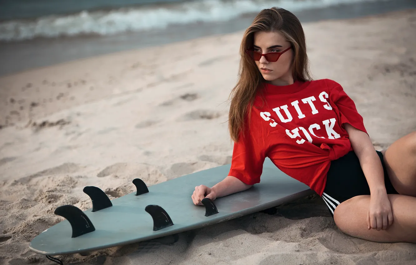 Photo wallpaper sand, girl, pose, glasses, t-shirt, Board, surfing, Micha Paskevich