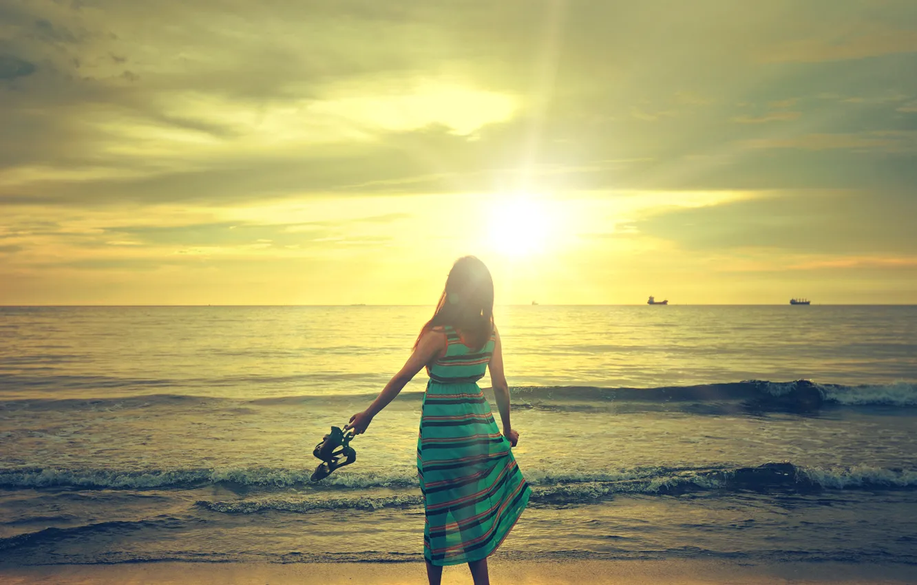 Photo wallpaper sea, wave, the sky, girl, the sun, mood