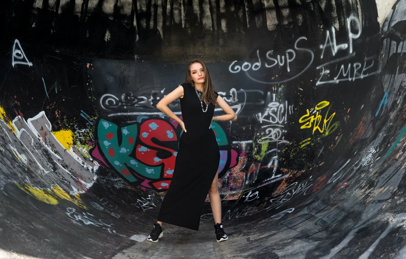 Photo wallpaper wall, graffiti, style, woman, artist, cool, asphalt, do