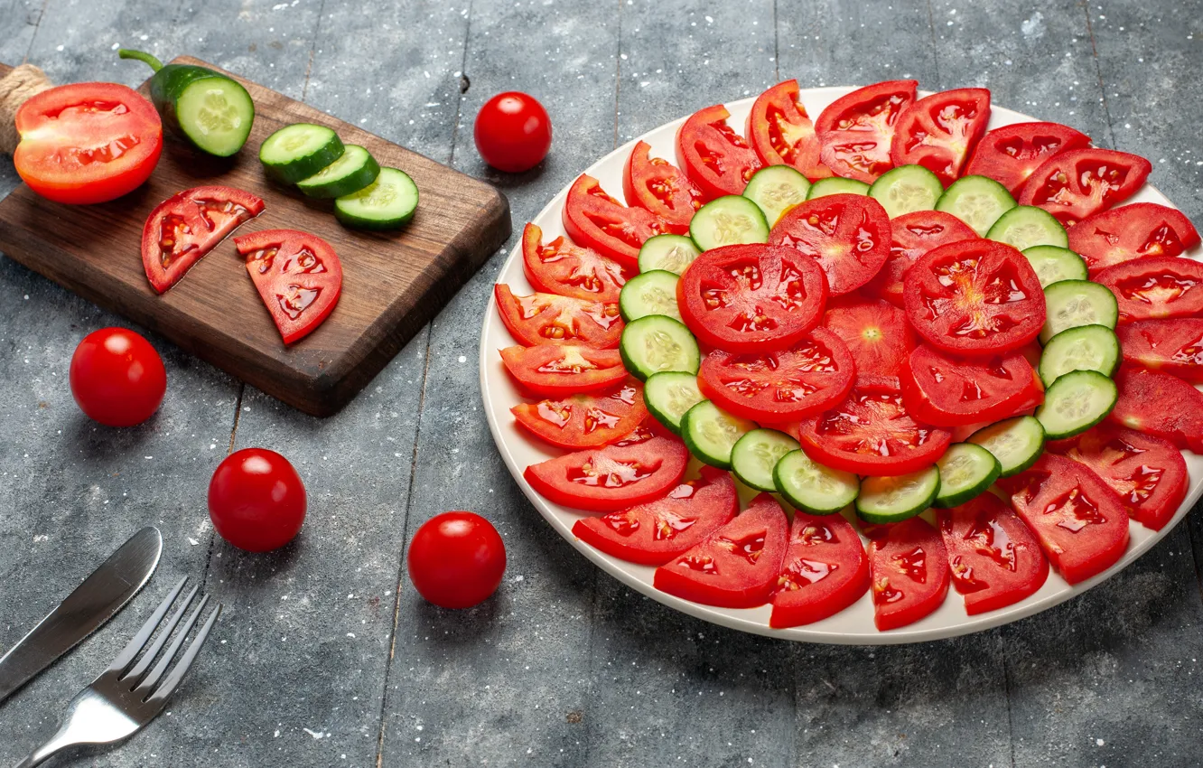 Photo wallpaper plate, tomatoes, slices, cutting, cucumbers, salad