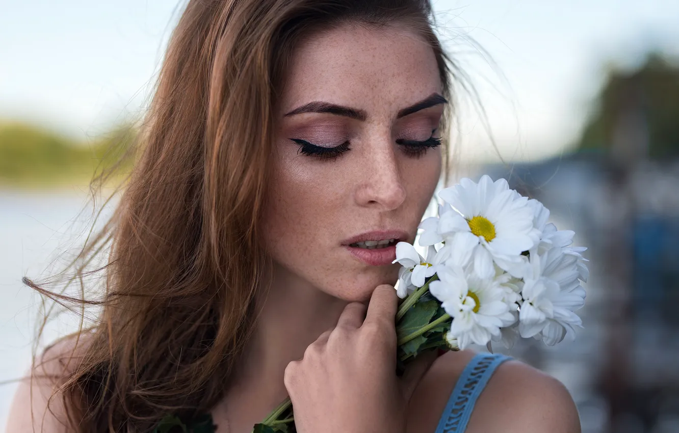 Photo wallpaper girl, flowers, face, background, model, portrait, makeup, hairstyle