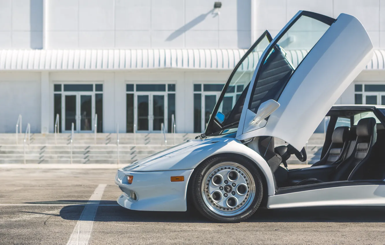 Photo wallpaper White, Supercar, Lamborghini Diablo, Scissor doors