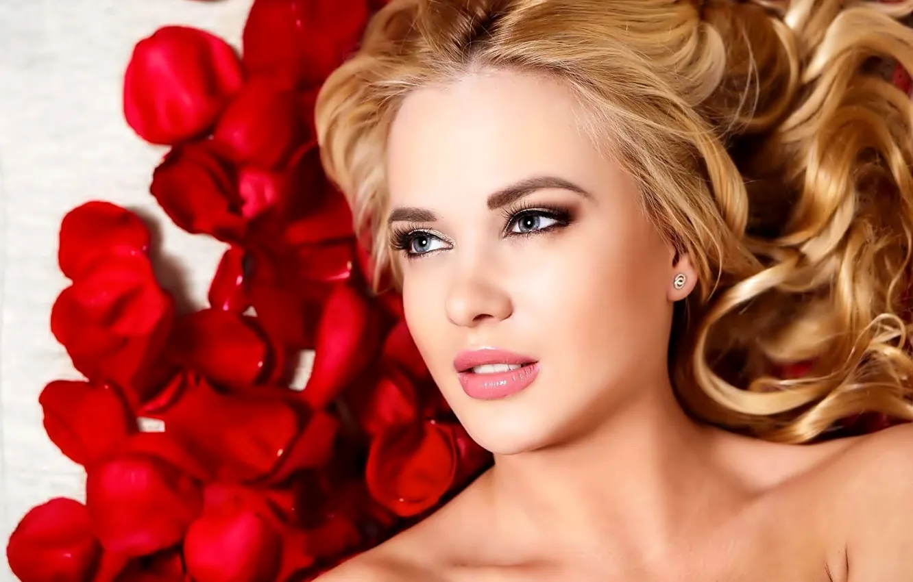 Photo wallpaper woman, flowers, petals, makeup