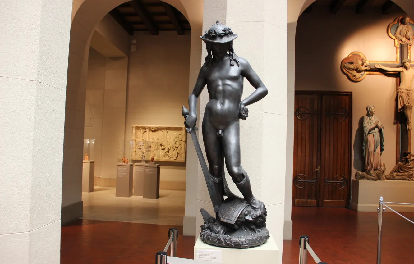 Photo wallpaper Moscow, statue, sculpture, guy, Nude, copy, Donatello, Donatello