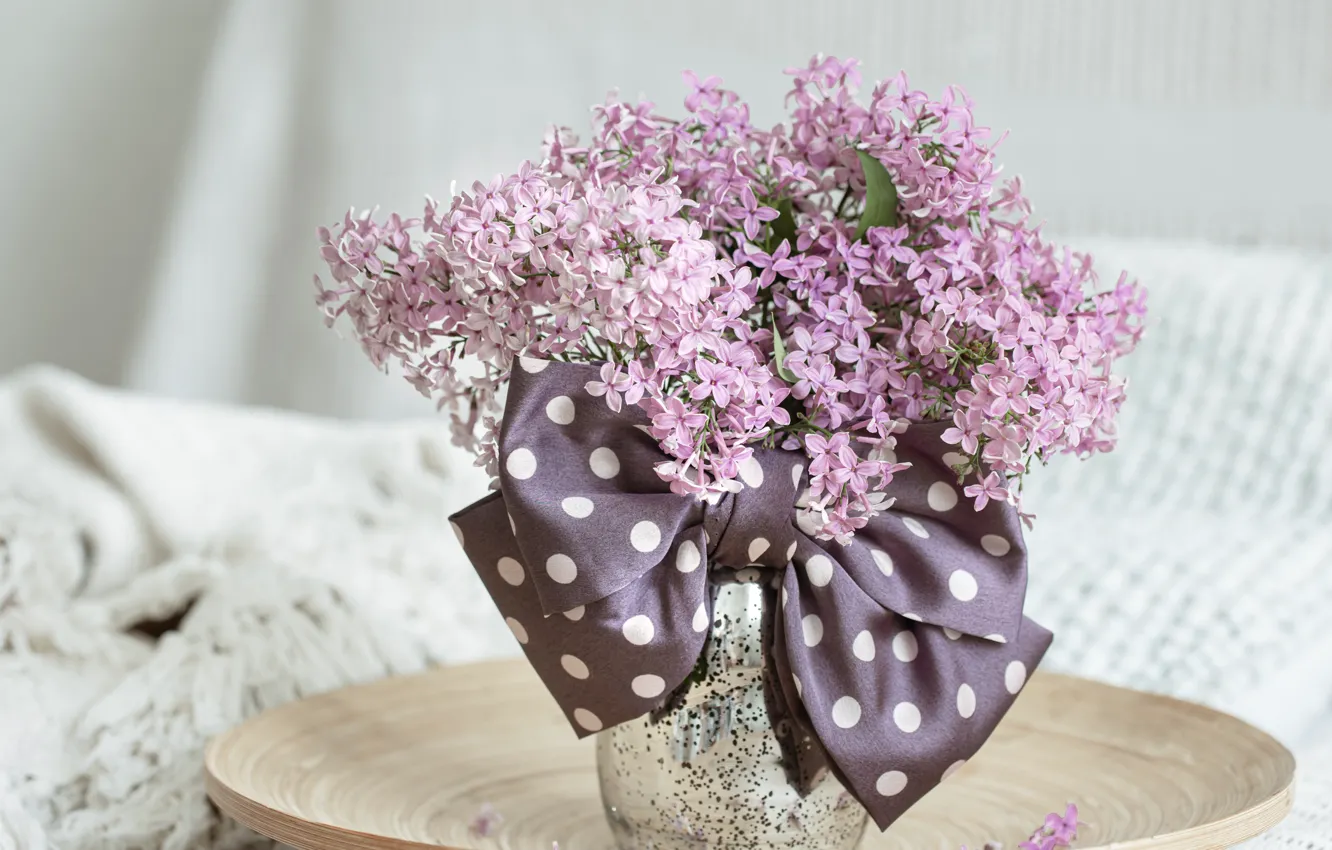 Photo wallpaper flowers, bouquet, spring, plate, vase, plaid, bow, light background