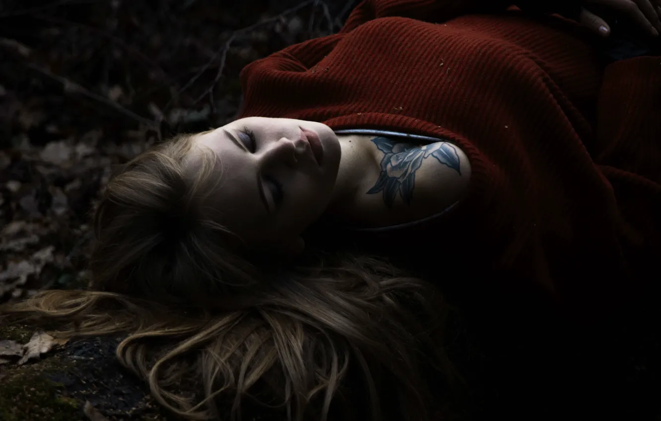 Photo wallpaper autumn, forest, girl, sweetheart, model, hair, tattoo, lies