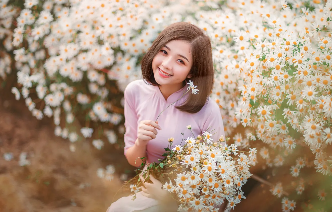 Photo wallpaper girl, flowers, smile, chamomile, Asian