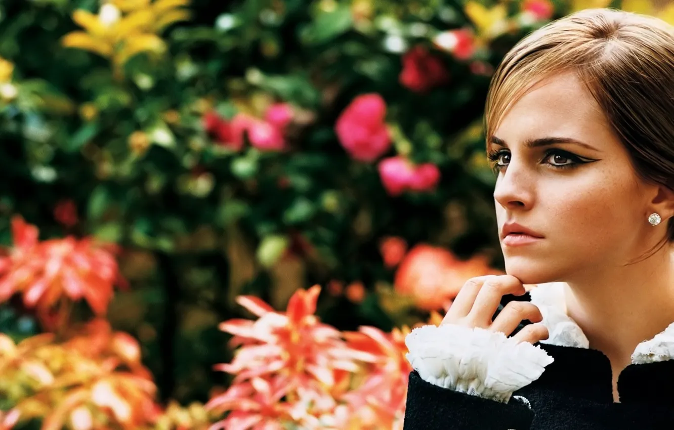Photo wallpaper look, girl, flowers, face, background, actress, beauty, Emma Watson