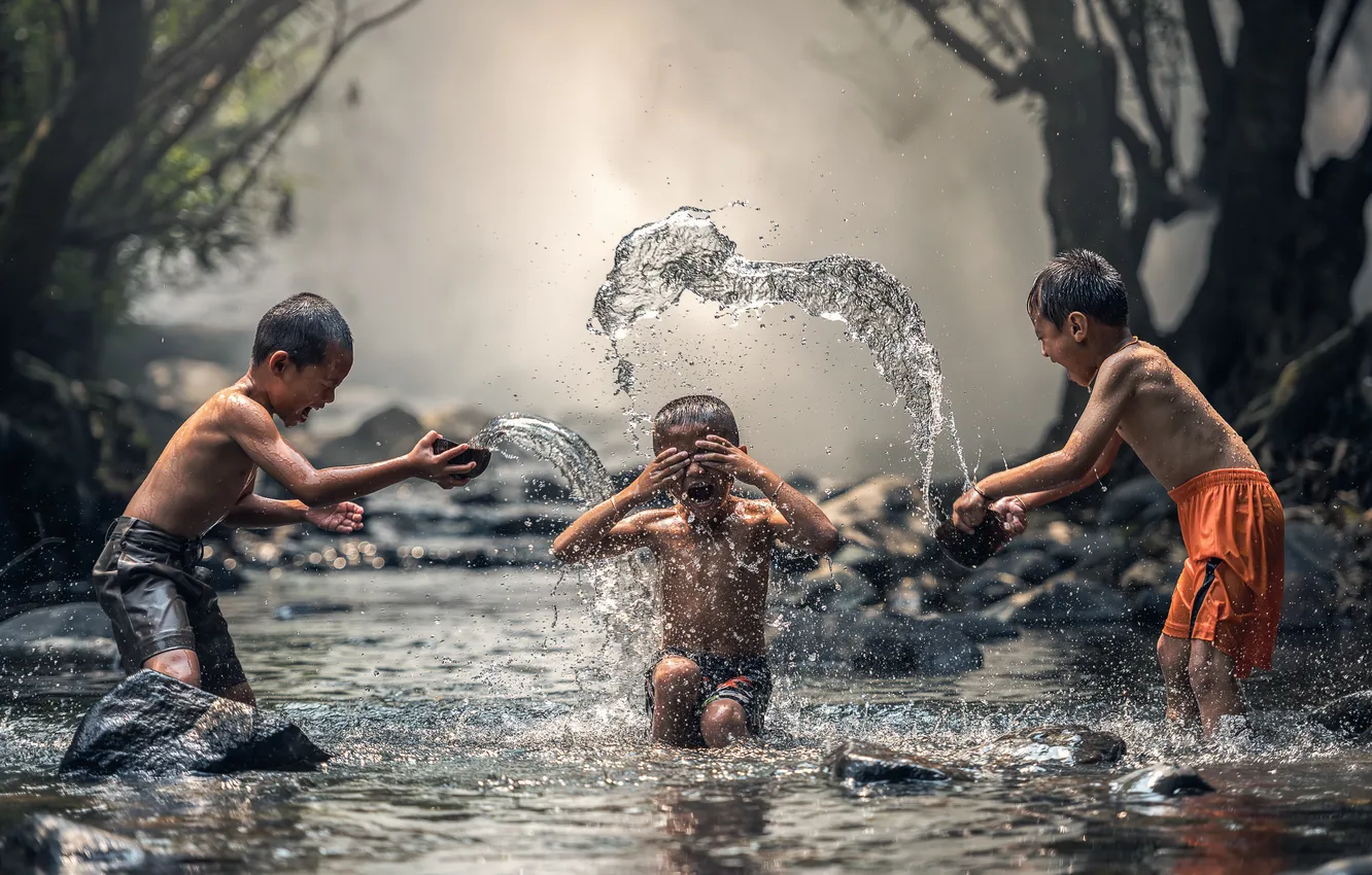 Photo wallpaper water, joy, children, play