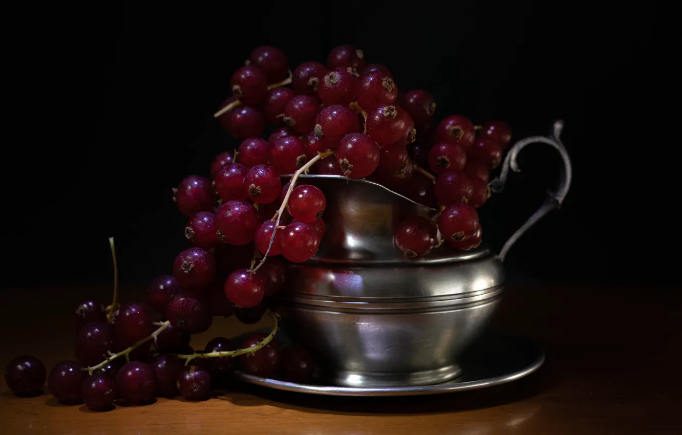 Photo wallpaper light, red, berries, the dark background, table, bunch, pitcher, fruit