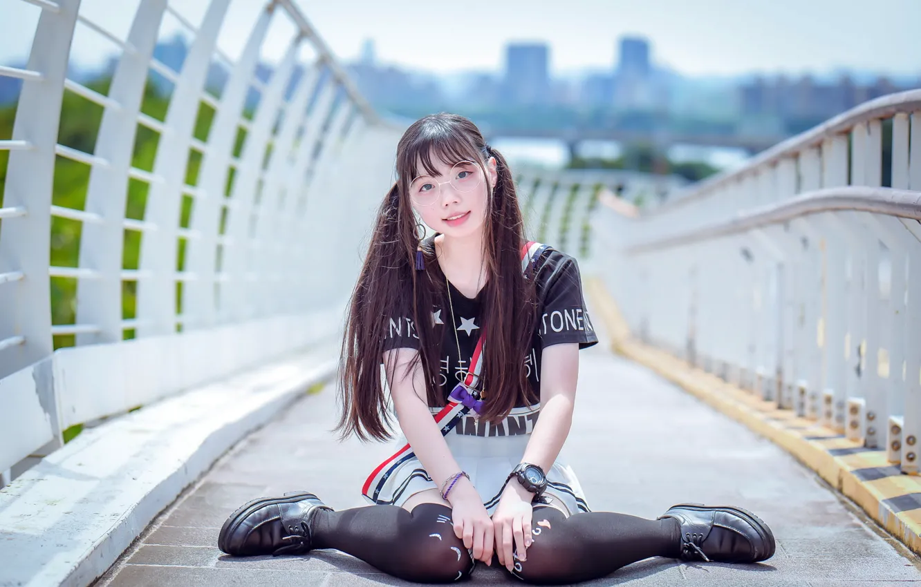 Photo wallpaper girl, bridge, Asian