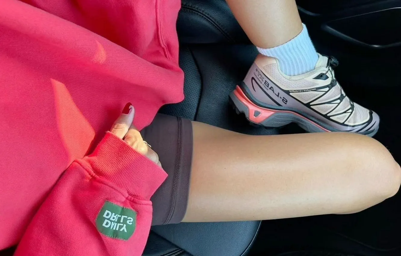 Photo wallpaper girl, sneakers, slender legs, Hoodies, tights