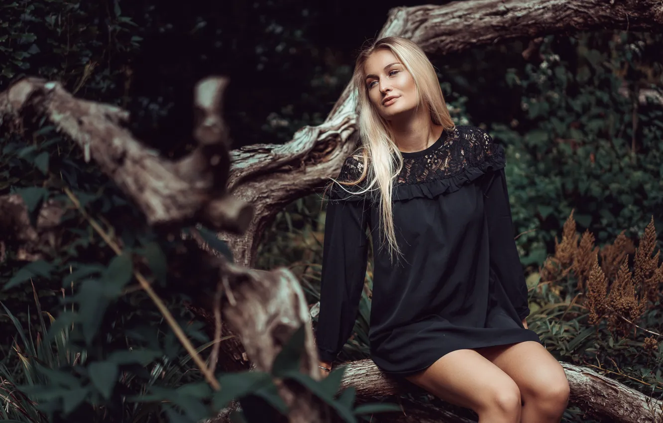 Photo wallpaper girl, nature, Rika Berhorst