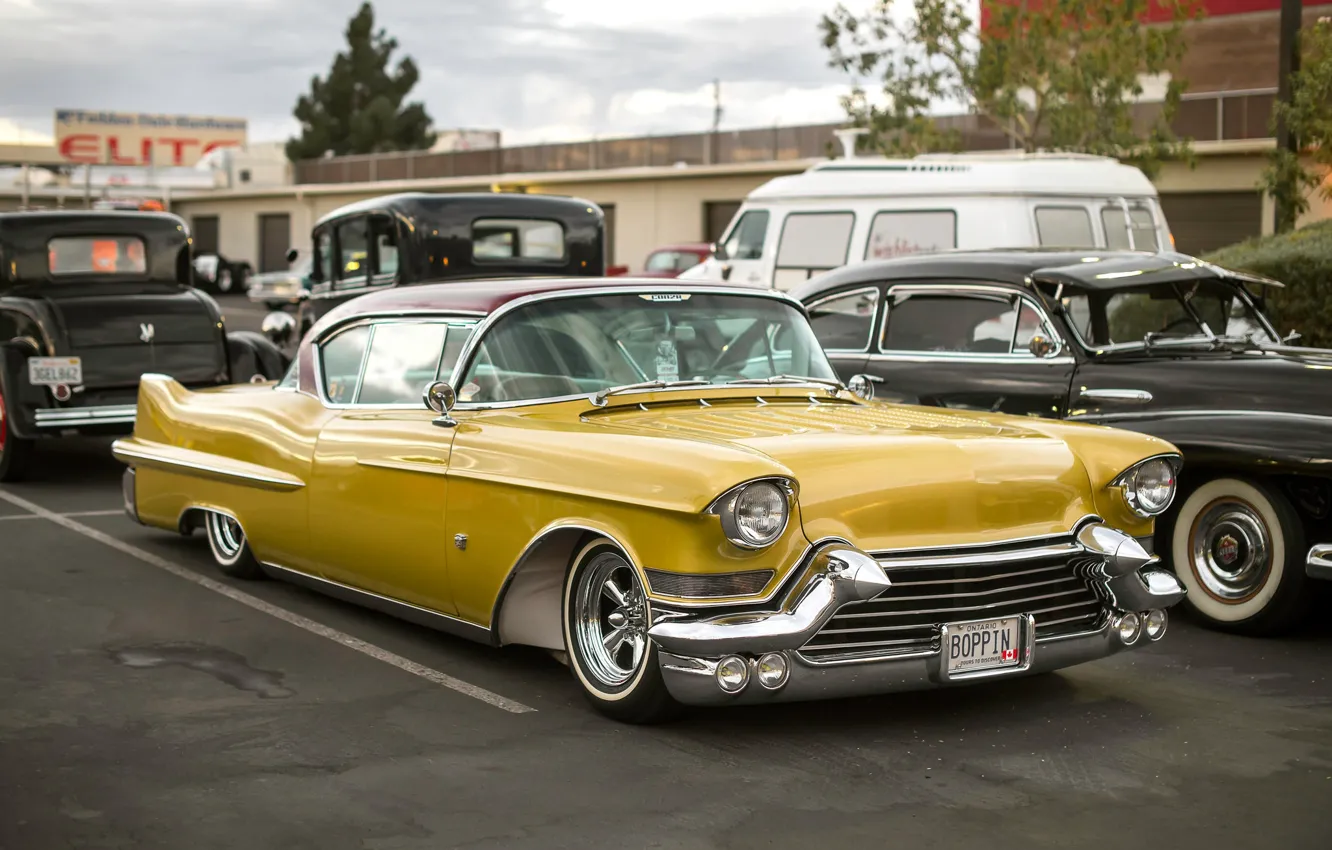 Photo wallpaper yellow, Cadillac, classic