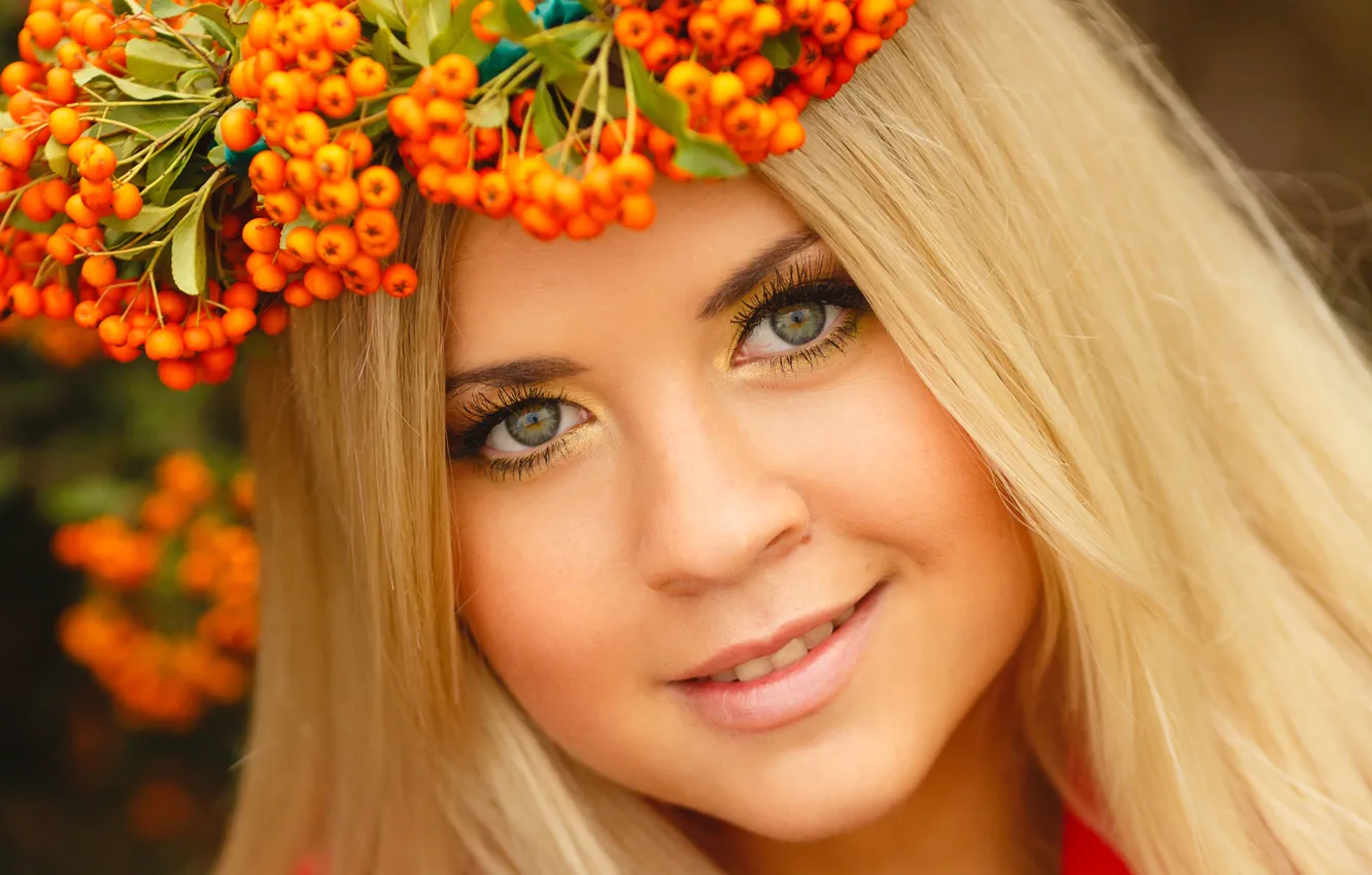 Photo wallpaper look, girl, smile, makeup, wreath