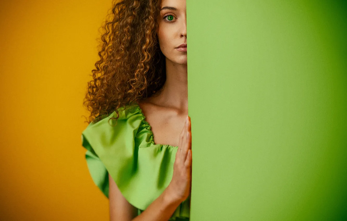 Photo wallpaper look, girl, pose, background, model, portrait, hands, makeup