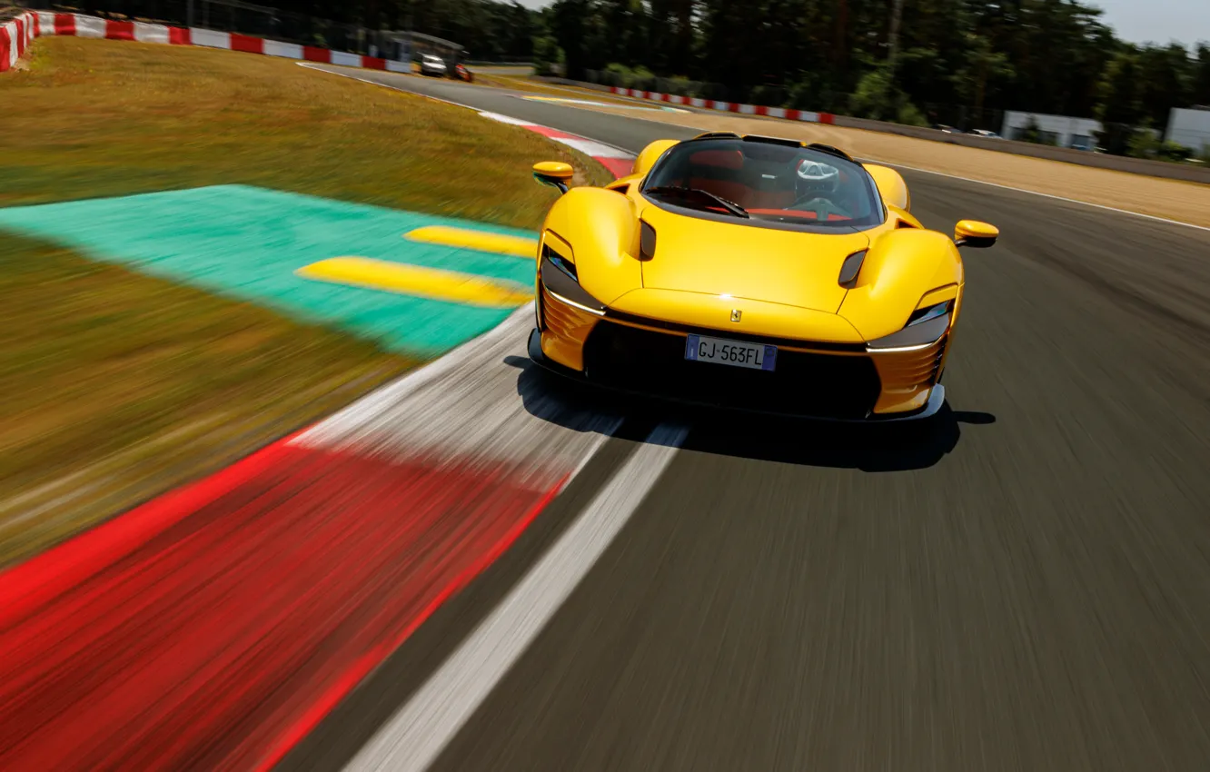 Photo wallpaper Ferrari, supercar, Ferrari, track, yellow, the front, Daytona, front view