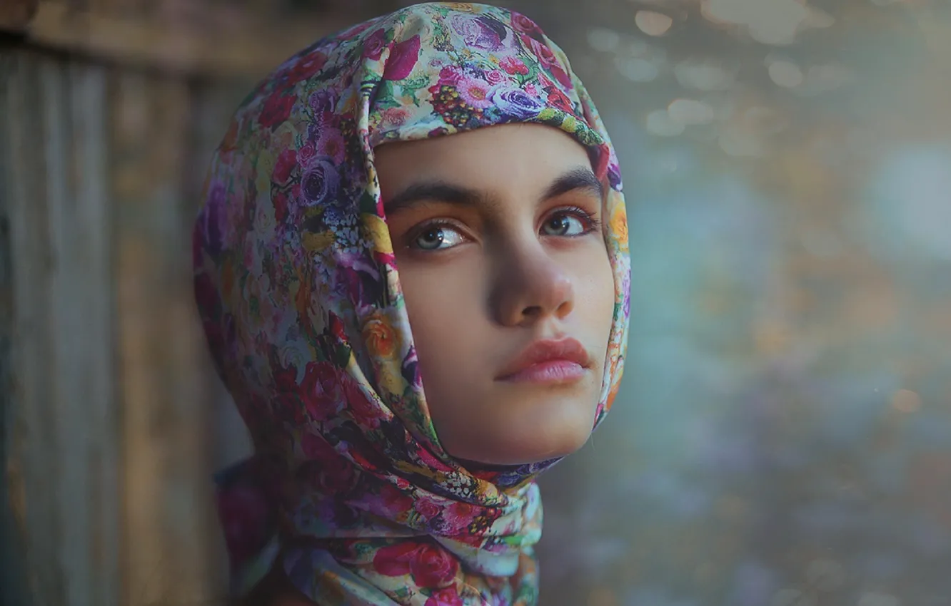 Photo wallpaper look, face, model, shawl