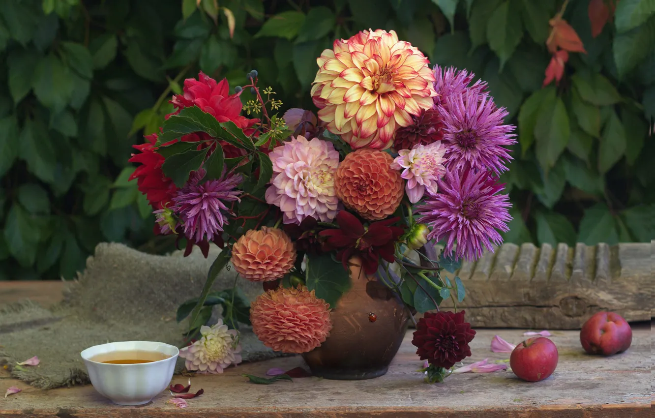 Photo wallpaper leaves, flowers, orange, red, table, tea, apples, bouquet